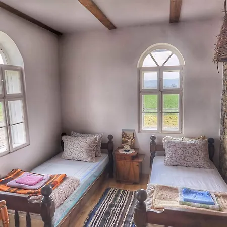 Tetrebov Salas In The Peaceful Fields Holiday home *