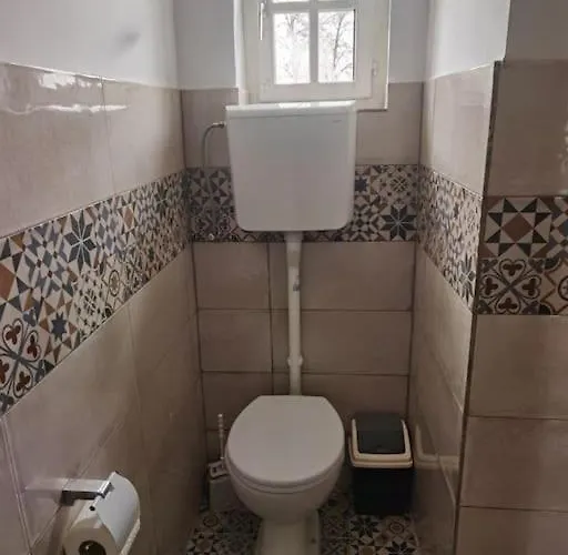 펜션 Tetrebov Salas In The Peaceful Fields Futog