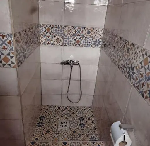 Tetrebov Salas In The Peaceful Fields *