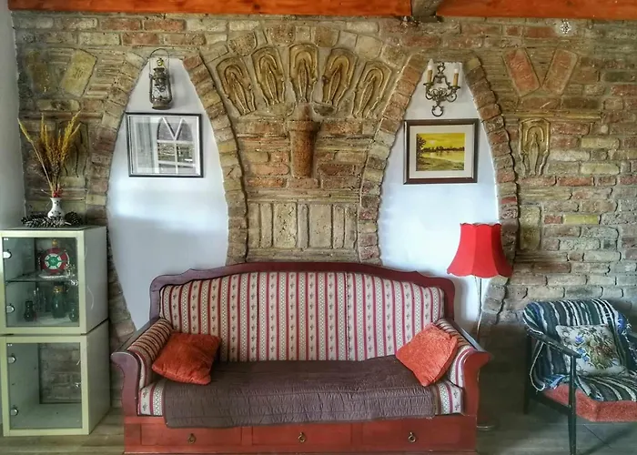 Tetrebov Salas In The Peaceful Fields 펜션 Futog