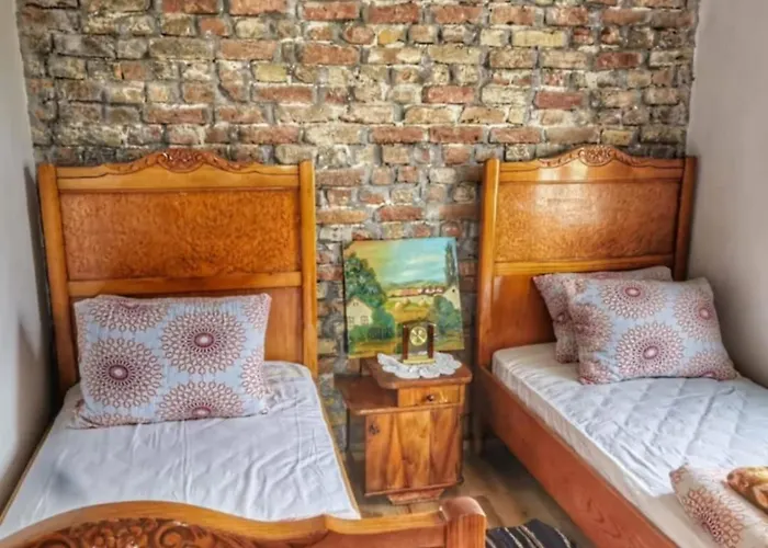 Tetrebov Salas In The Peaceful Fields 펜션 Futog